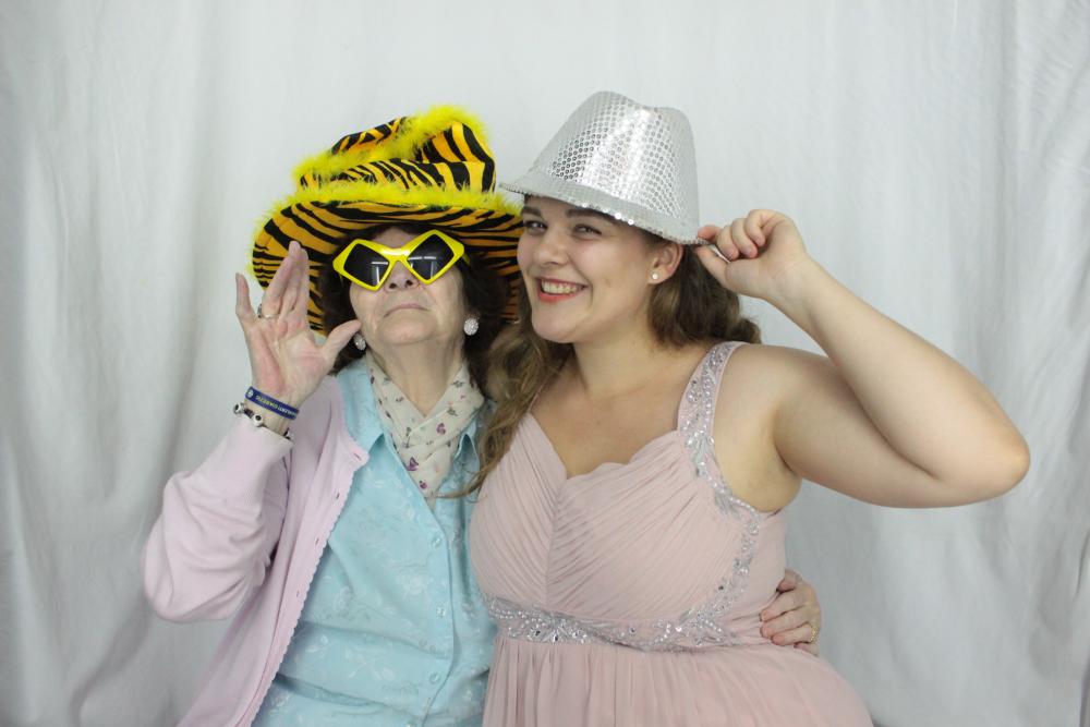 Laura & Oliver | View more photos from the event at gallery.myphotoboothexperience.co.uk/u/MyPhotoBoothExperienceLtd/Laura-Oliver